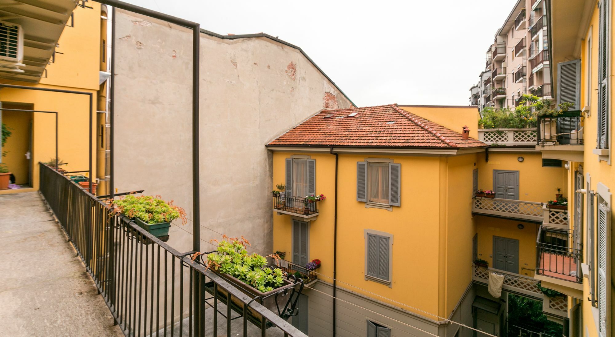 Pit Stop Navigli Мілан Екстер'єр фото